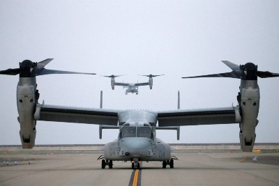 The Osprey provides vertical takeoff and landing like a helicopter but is also capable of flying at high speeds over long distances when operating as a conventional plane. The Osprey provides vertical takeoff and landing like a helicopter but is also capable of flying at high speeds over long distances when operating as a conventional plane.