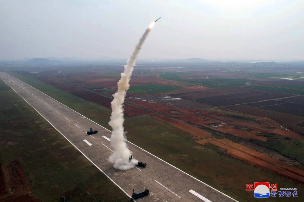 North Korea conducts a test launch of a "Pyoljji-1-2" new-type anti-aircraft missile in this photo released Saturday.   North Korea conducts a test launch of a "Pyoljji-1-2" new-type anti-aircraft missile in this photo released Saturday.
