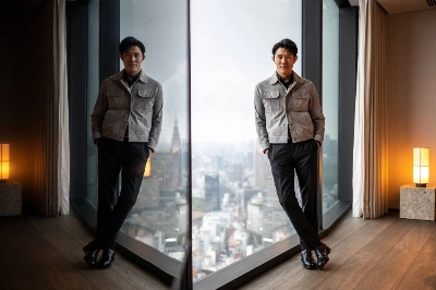 Ryohei Suzuki is plays assassin and detective Ryo Saeba in a new live-action "City Hunter" remake from Netflix.  Ryohei Suzuki is plays assassin and detective Ryo Saeba in a new live-action "City Hunter" remake from Netflix.