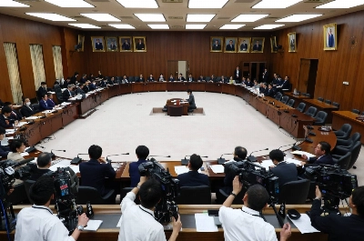 The first Lower House political reform committee meeting begins in Tokyo on Friday. The first Lower House political reform committee meeting begins in Tokyo on Friday.