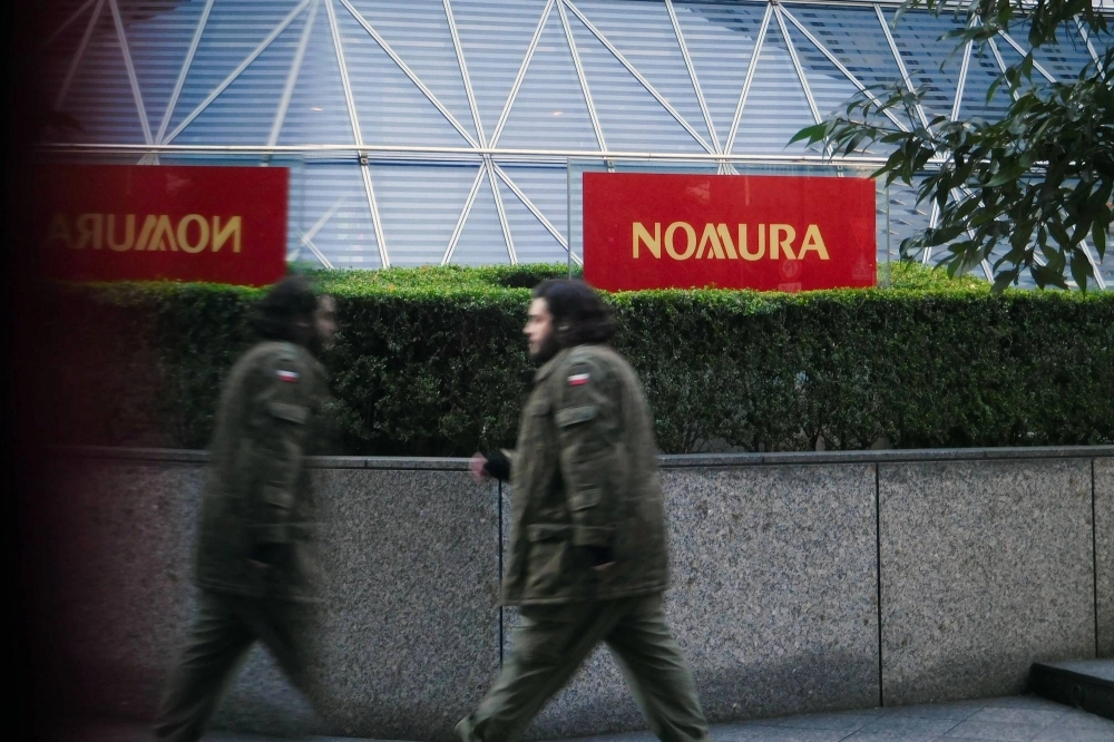 Nomura Holdings and Mizuho Bank are hit by more than $100 million of potential losses related to All Blue Capital, raising questions about their monitoring of high-risk investment funds. Nomura Holdings and Mizuho Bank are hit by more than $100 million of potential losses related to All Blue Capital, raising questions about their monitoring of high-risk investment funds.