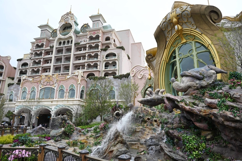Tokyo DisneySea Fantasy Springs Hotel is set to open in June in the theme park's new section featuring areas based on "Frozen," "Tangled" and "Peter Pan." Tokyo DisneySea Fantasy Springs Hotel is set to open in June in the theme park's new section featuring areas based on "Frozen," "Tangled" and "Peter Pan."