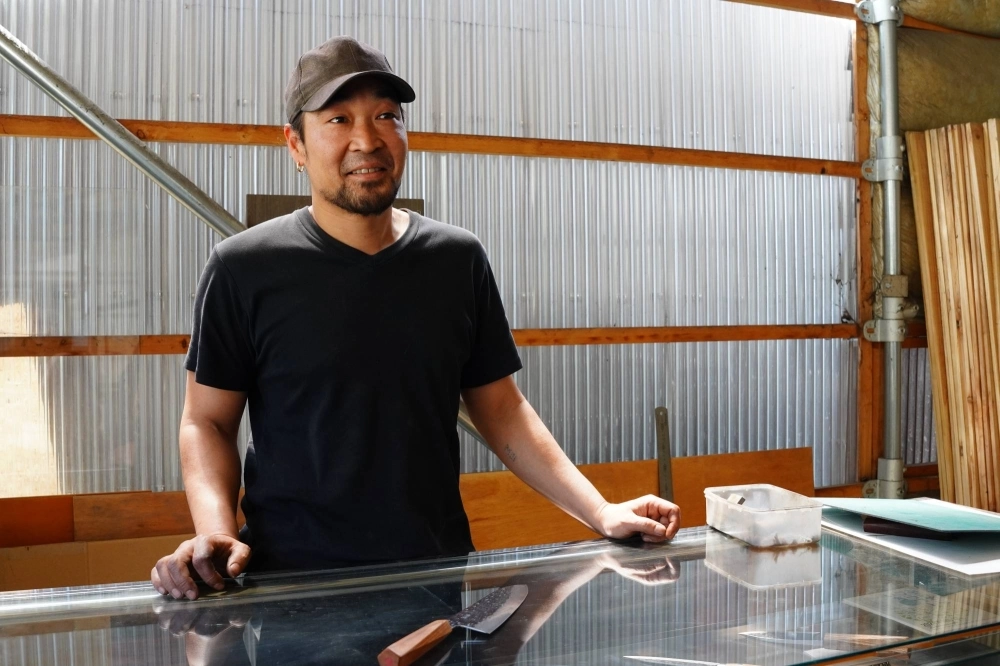 In 2022, Isamitsu Abe founded Isamitsu Knives after a stint working at a knife workshop he found too traditional. In 2022, Isamitsu Abe founded Isamitsu Knives after a stint working at a knife workshop he found too traditional.