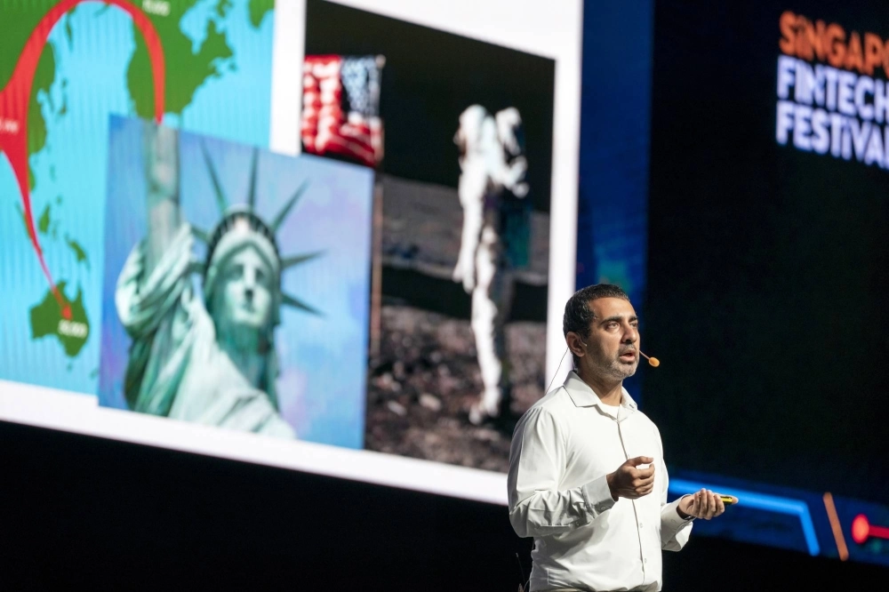 Balaji Srinivasan addresses the Singapore Fintech Festival in November 2022. A techno-libertarian, Srinivasan, who made his name as an anti-government crusader, tried to attach himself to the U.S. government when he was under consideration for a position in the Donald Trump administration.  
 Balaji Srinivasan addresses the Singapore Fintech Festival in November 2022. A techno-libertarian, Srinivasan, who made his name as an anti-government crusader, tried to attach himself to the U.S. government when he was under consideration for a position in the Donald Trump administration.
