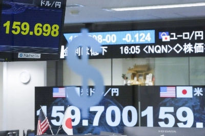 Traders say a slump of the yen as far as ¥170 per dollar is possible despite looming intervention risks. Traders say a slump of the yen as far as ¥170 per dollar is possible despite looming intervention risks.