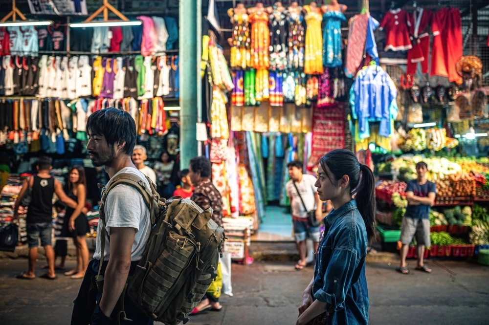 Takashi Yuki (left) directs and stars in “Dito” as an aging boxer living in Manila who is reunited with his 17-year-old daughter (Momoko Tanabe, right). Takashi Yuki (left) directs and stars in “Dito” as an aging boxer living in Manila who is reunited with his 17-year-old daughter (Momoko Tanabe, right).