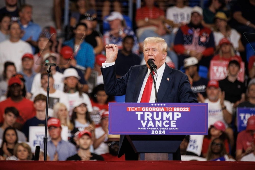 Donald Trump has called for his supporters to stop using Google, doubling down on his criticisms of large technology companies. Donald Trump has called for his supporters to stop using Google, doubling down on his criticisms of large technology companies.