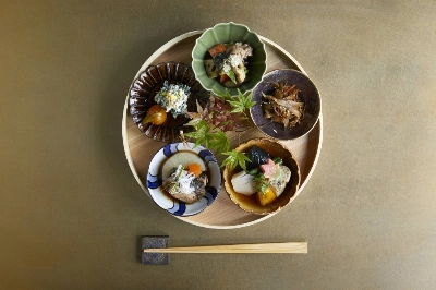 The beauty of 'kaiseki' (Japanese haute cuisine), chef Shinichiro Takagi says, is that it represents the best elements of Japan's culinary traditional all working in tandem. The beauty of 'kaiseki' (Japanese haute cuisine), chef Shinichiro Takagi says, is that it represents the best elements of Japan's culinary traditional all working in tandem.