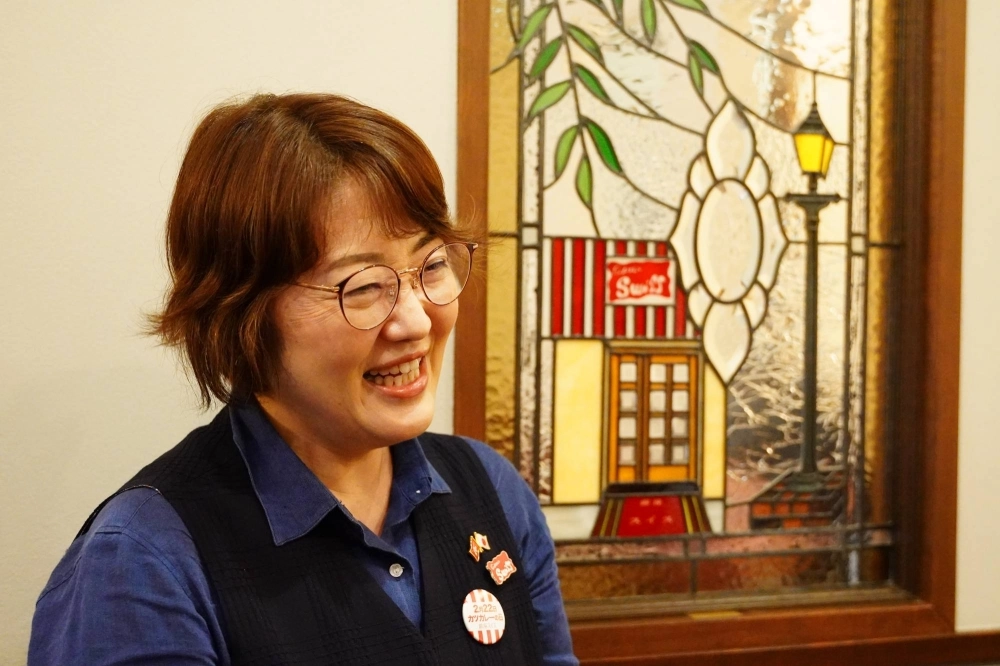 Third-generation Ginza Swiss owner Akemi Fujioka says she is less concerned about diners thinking Ginza Swiss is the one and only inventor of the dish than those same customers enjoying all the ways the dish is prepared today. Third-generation Ginza Swiss owner Akemi Fujioka says she is less concerned about diners thinking Ginza Swiss is the one and only inventor of the dish than those same customers enjoying all the ways the dish is prepared today.