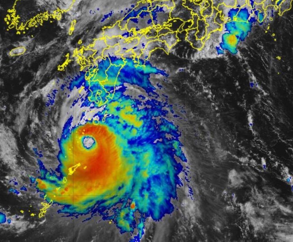 A satellite image from Wednesday shows Typhoon Shanshan south of Kyushu as the storm was rapidly intensifying. A satellite image from Wednesday shows Typhoon Shanshan south of Kyushu as the storm was rapidly intensifying.