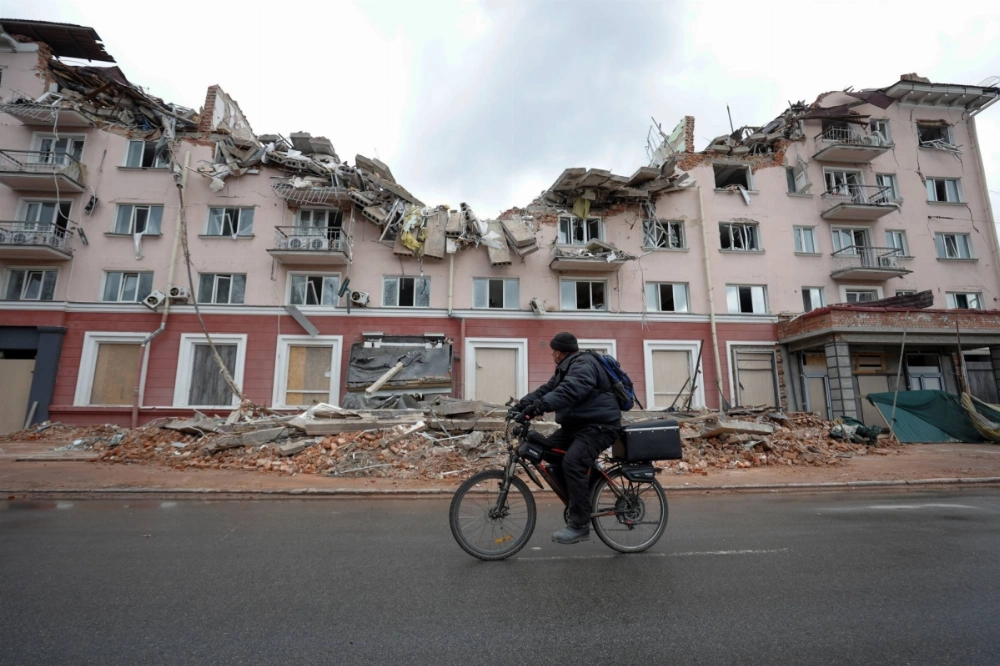Russian airstrikes on Ukrainian cities have been unsuccessful in breaking Ukraine's resolve and the strategic benefit of such attacks is questionable. Russian airstrikes on Ukrainian cities have been unsuccessful in breaking Ukraine's resolve and the strategic benefit of such attacks is questionable.