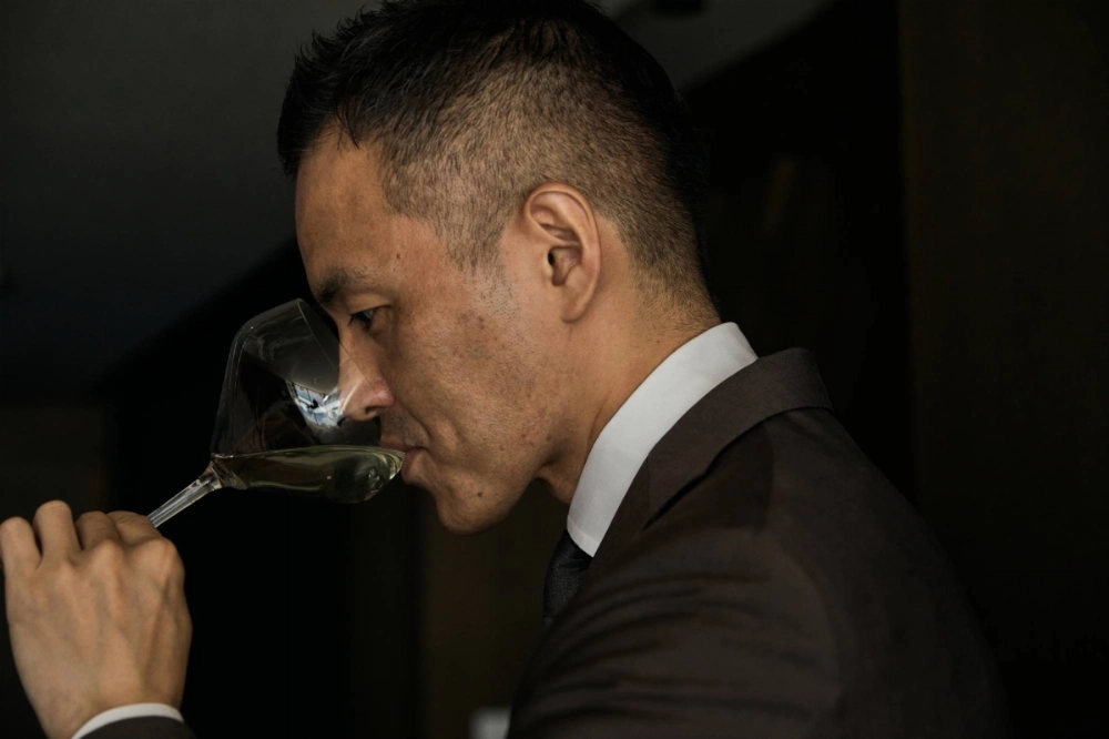 Yoshinobu Kimura is not afraid to break the accepted norms when it comes to devising surprising new sips for Sushi M. Yoshinobu Kimura is not afraid to break the accepted norms when it comes to devising surprising new sips for Sushi M.