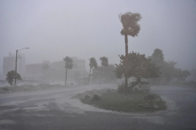 Heavy rain in Fort Myers, Florida, on Wednesday as Hurricane Milton approaches Heavy rain in Fort Myers, Florida, on Wednesday as Hurricane Milton approaches
