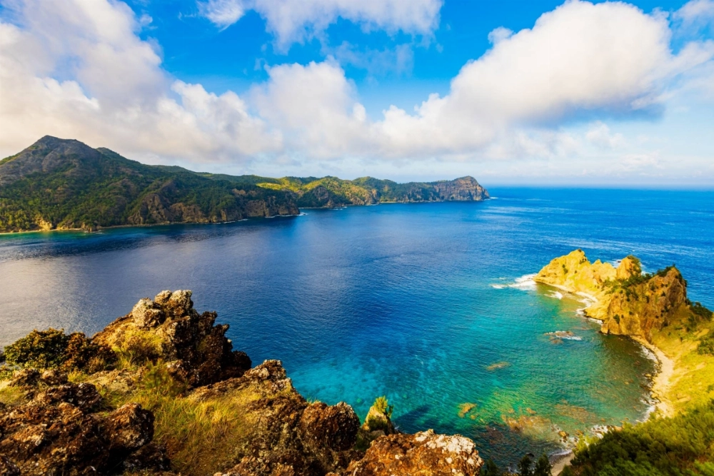 The addition of an area in Pacific waters east of Chichijima in the Ogasawara Islands saw Japan's continental shelf expanded by 120,000 square kilometers in July. The addition of an area in Pacific waters east of Chichijima in the Ogasawara Islands saw Japan's continental shelf expanded by 120,000 square kilometers in July.