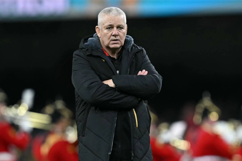 Wales coach Warren Gatland says he wants to continue in his role, but would support change amid the team's struggles. Wales coach Warren Gatland says he wants to continue in his role, but would support change amid the team's struggles.