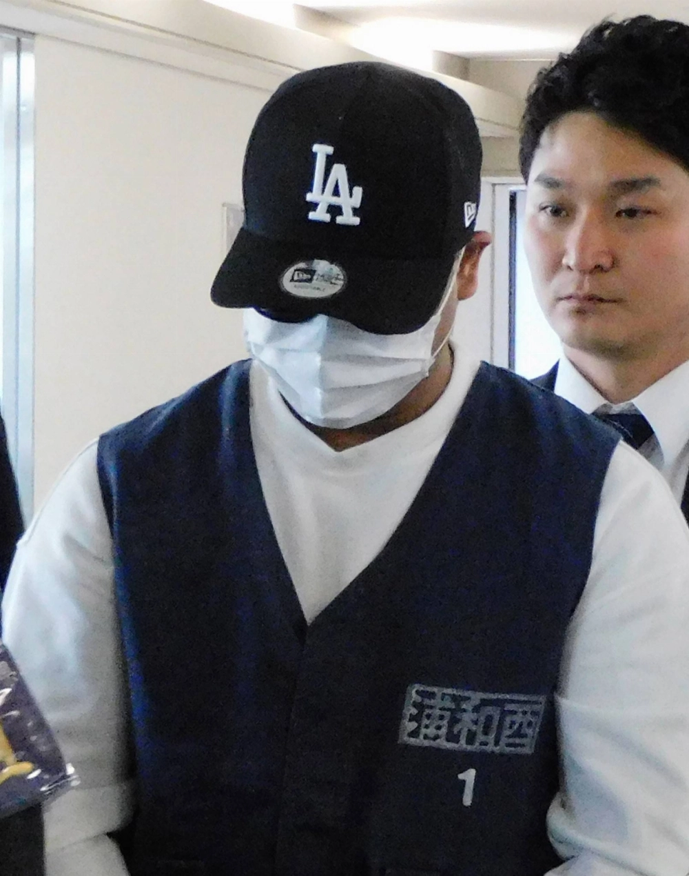 Jun Kiyohara and three other Japanese men have been transferred from the Philippines to Japan and arrested Monday for allegedly being involved in a fraud case. Jun Kiyohara and three other Japanese men have been transferred from the Philippines to Japan and arrested Monday for allegedly being involved in a fraud case.