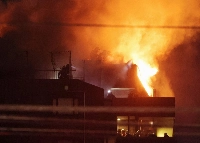 A fire broke out on the sixth floor of an apartment building where Upper House lawmaker Kuniko Inoguchi resides on Wednesday in Tokyo's Bunkyo Ward. | Jiji