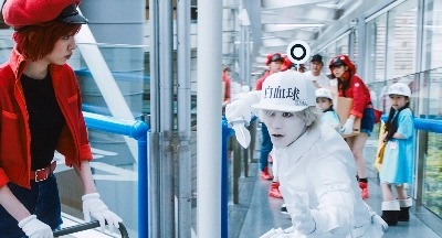 AE3803 (Mei Nagano, left) and U-1146 (Takeru Satoh) are the red and white blood cell protagonists of “Cells at Work!,” Hideki Takeuchi’s quirky film about the human body. AE3803 (Mei Nagano, left) and U-1146 (Takeru Satoh) are the red and white blood cell protagonists of “Cells at Work!,” Hideki Takeuchi’s quirky film about the human body.