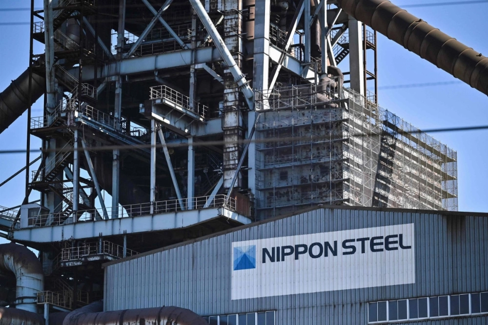 A Nippon Steel blast furnace building in Kashima, Ibaraki Prefecture, on Dec. 6 A Nippon Steel blast furnace building in Kashima, Ibaraki Prefecture, on Dec. 6