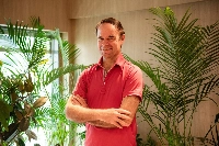 Jon Walsh, an urban farmer and the owner of Business Grow, has been teaching the residents of Tokyo how to grow their own food for over a decade. | Katsuya Inoue