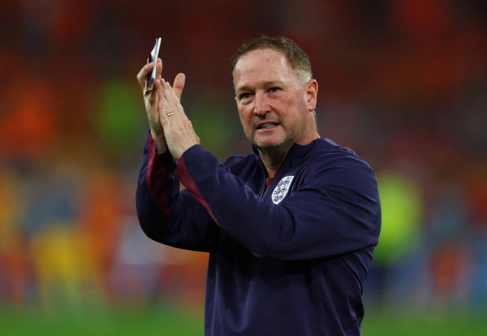 Former England assistant coach Steve Holland has been named the new manager of Yokohama F. Marinos, taking over from interim coach John Hutchinson. Former England assistant coach Steve Holland has been named the new manager of Yokohama F. Marinos, taking over from interim coach John Hutchinson.