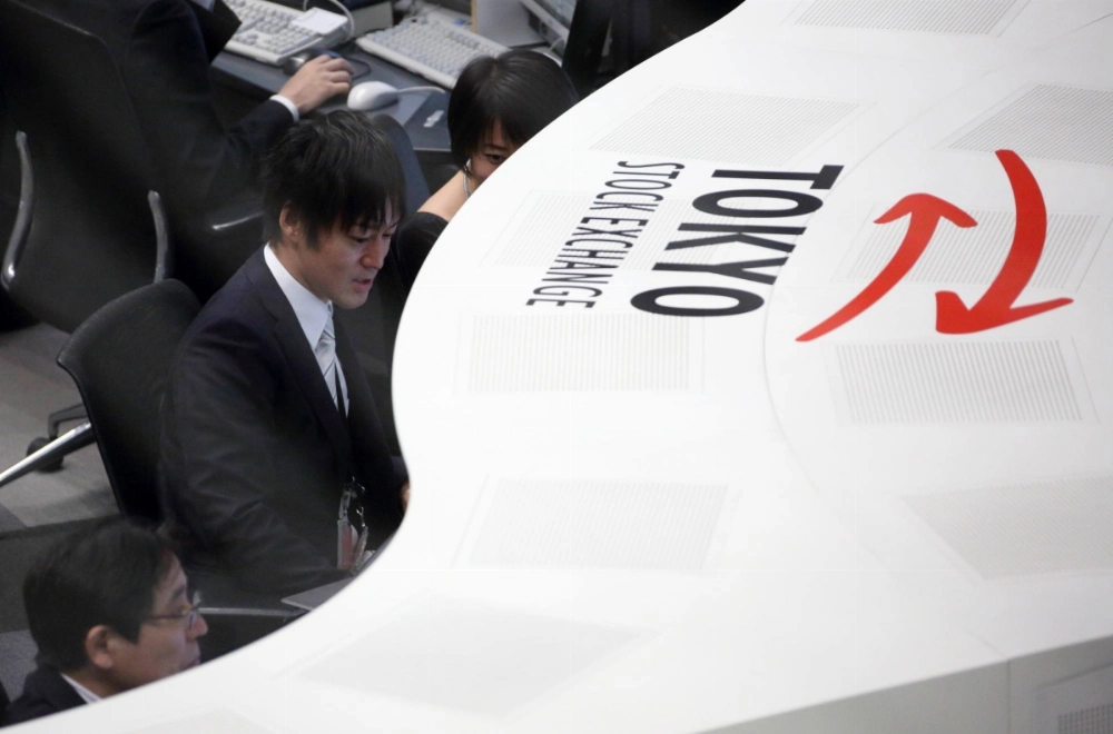 The Tokyo Stock Exchange Growth Market 250 Index is down about 11% so far this year and set for its fourth yearly loss. The Tokyo Stock Exchange Growth Market 250 Index is down about 11% so far this year and set for its fourth yearly loss.