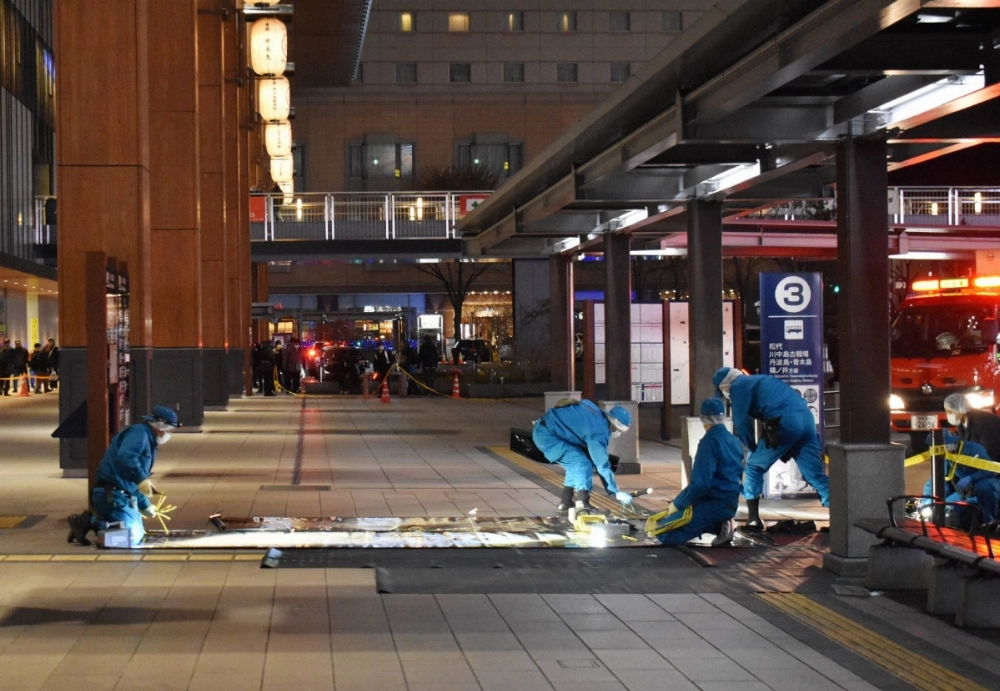 The crime scene where three people were attacked near JR Nagano Station on Wednesday The crime scene where three people were attacked near JR Nagano Station on Wednesday