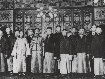 The Chinese Consolidated Benevolent Association, also called the Chinese Six Companies, formed in San Francisco in 1882, was a unifying umbrella organization for immigrant associations, becoming one of the first such influential community advocacy groups in America. The Chinese Consolidated Benevolent Association, also called the Chinese Six Companies, formed in San Francisco in 1882, was a unifying umbrella organization for immigrant associations, becoming one of the first such influential community advocacy groups in America.
