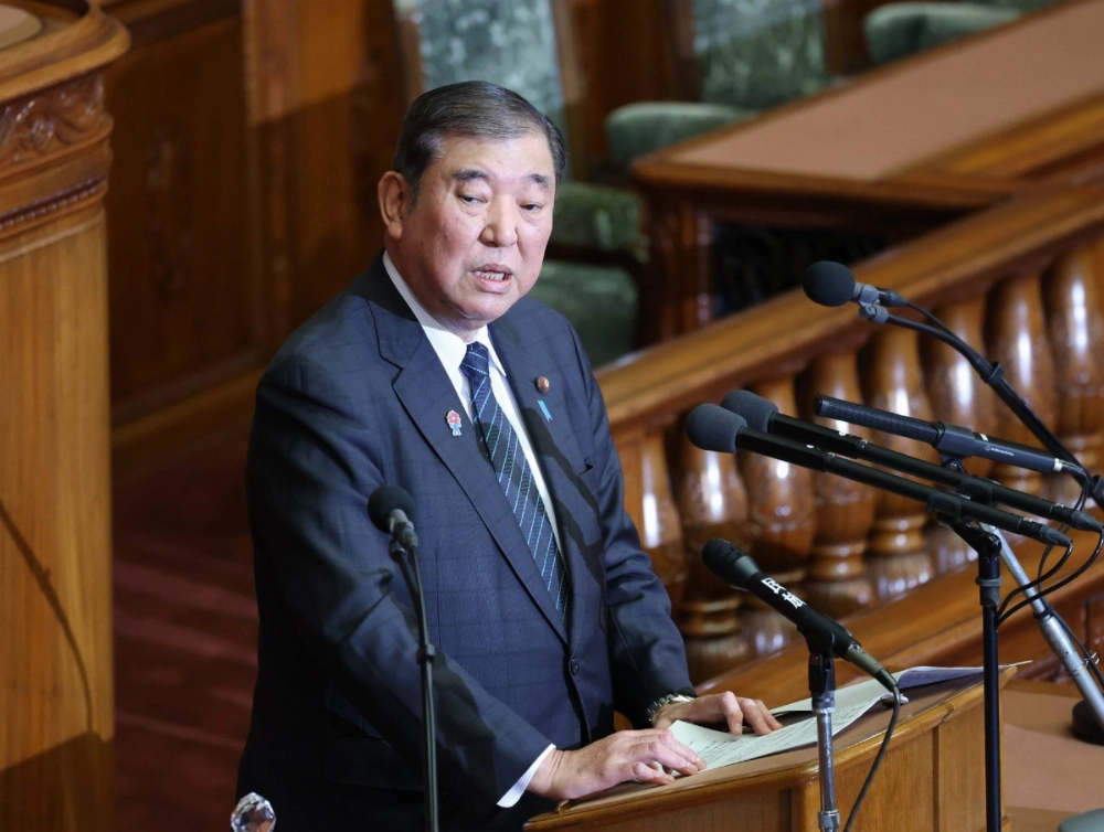 The Ishiba Cabinet's approval rating has risen 0.3 percentage point in February, at 28.5%, while its disapproval rating was down 0.2 point at 40.1%, according to Jiji Press opinion poll. The Ishiba Cabinet's approval rating has risen 0.3 percentage point in February, at 28.5%, while its disapproval rating was down 0.2 point at 40.1%, according to Jiji Press opinion poll.