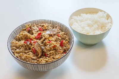 Born from the necessities of the Edo Period, this method of preparing and serving daikon is a small way to make a tiny dent in your weekly grocery bill. Born from the necessities of the Edo Period, this method of preparing and serving daikon is a small way to make a tiny dent in your weekly grocery bill.