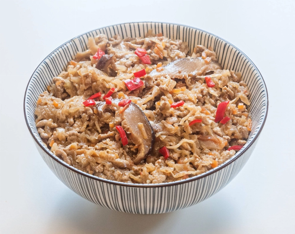 'Kiriboshi' daikon packs more calcium and other nutrients that when the radish is served the normal way. 'Kiriboshi' daikon packs more calcium and other nutrients that when the radish is served the normal way.