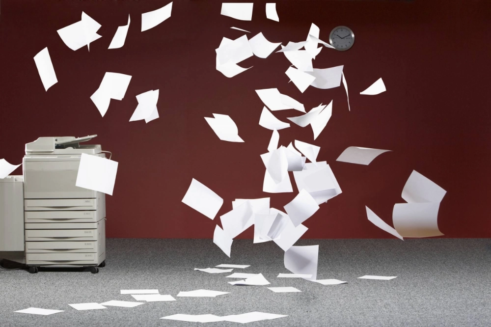 The drop in domestic shipments of paper and paperboard in 2024 came as newspaper publishers ended evening editions and the trend of reducing paper use in offices continued. The drop in domestic shipments of paper and paperboard in 2024 came as newspaper publishers ended evening editions and the trend of reducing paper use in offices continued.