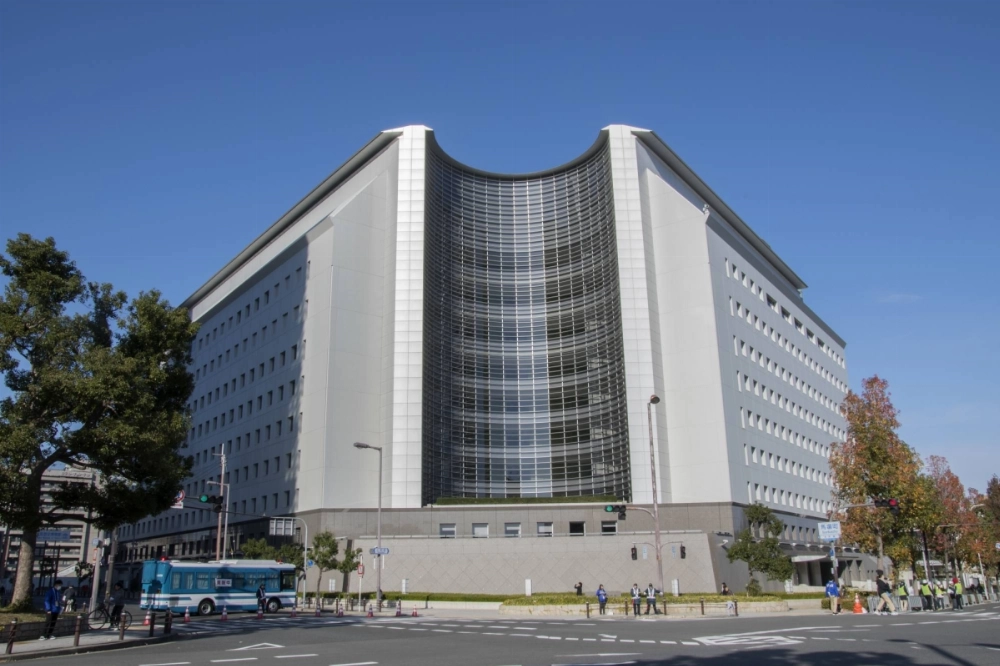 Osaka Prefectural Police headquarters. A man was arrested on Saturday after the body of a child was found in an apartment unit in Yao, Osaka Prefecture. Osaka Prefectural Police headquarters. A man was arrested on Saturday after the body of a child was found in an apartment unit in Yao, Osaka Prefecture.