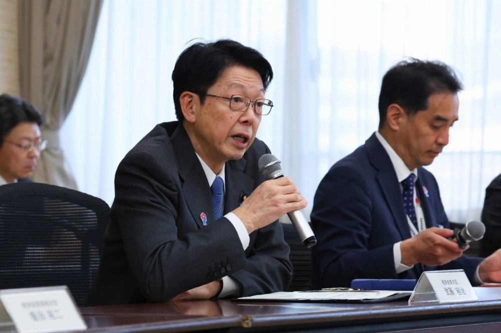 Trade Minister Yoji Muto speaks during a meeting with steel and aluminum company executives on Feb. 25. Trade Minister Yoji Muto speaks during a meeting with steel and aluminum company executives on Feb. 25.