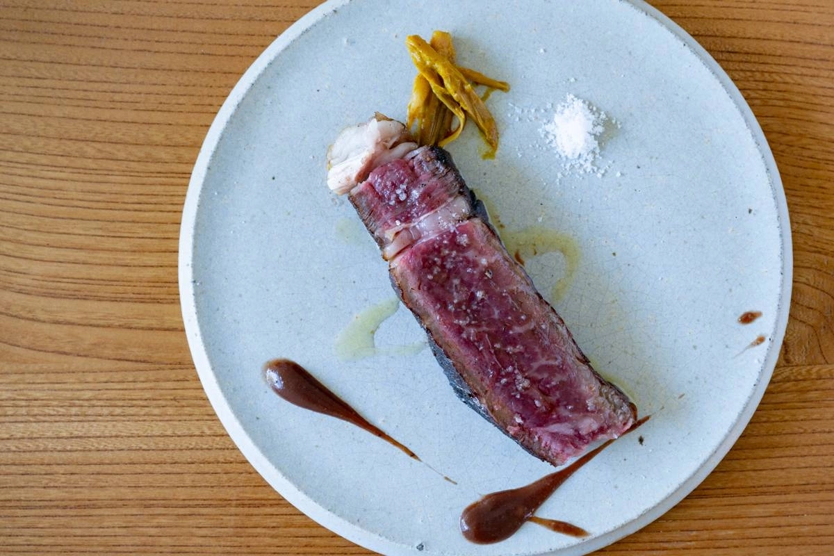 The excellence of 'bistecca alla Fiorentina' (Florentine steak) lies in the contrasting rare meat at the center and the crisp, well-browned exterior, and at Ventinove, the results speak for themselves. The excellence of 'bistecca alla Fiorentina' (Florentine steak) lies in the contrasting rare meat at the center and the crisp, well-browned exterior, and at Ventinove, the results speak for themselves.