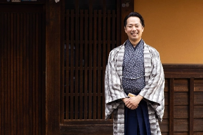 Shogo Yamaguchi shares his love of traditional Japanese culture with an audience of nearly 2 million YouTube subscribers. Shogo Yamaguchi shares his love of traditional Japanese culture with an audience of nearly 2 million YouTube subscribers.