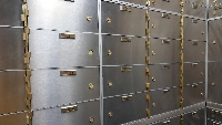 Among the proposals by the Financial Services Agency include removing cash and other items that have a high risk of being used for money laundering from a list of items that can be kept in safe deposit boxes. | Getty Images