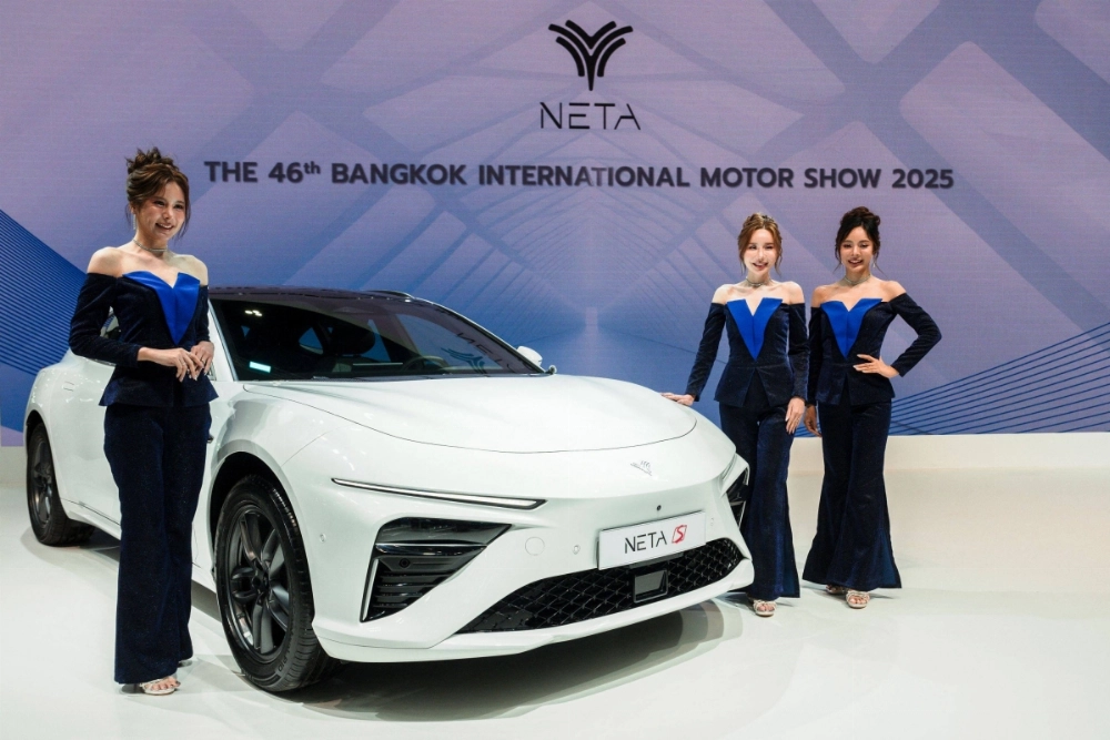 BYD's Neta S is presented at the 2025 Bangkok International Motor Show on Monday. China, led by BYD, has become the global EV leader, while other countries, including Japan, struggle to keep up with the shift toward electric vehicles. BYD's Neta S is presented at the 2025 Bangkok International Motor Show on Monday. China, led by BYD, has become the global EV leader, while other countries, including Japan, struggle to keep up with the shift toward electric vehicles.