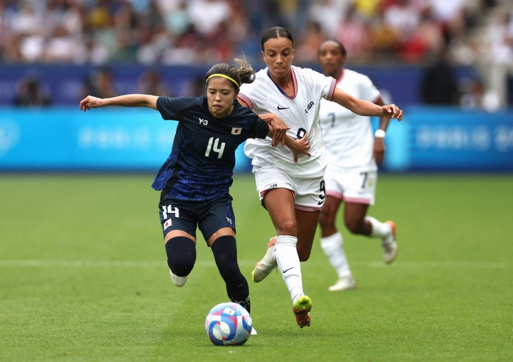Nadeshiko Japan's Yui Hasegawa vies for the ball against the U.S. during the women's soccer quarterfinals at the Paris Olympics on Aug. 3, 2024. Nadeshiko Japan's Yui Hasegawa vies for the ball against the U.S. during the women's soccer quarterfinals at the Paris Olympics on Aug. 3, 2024.