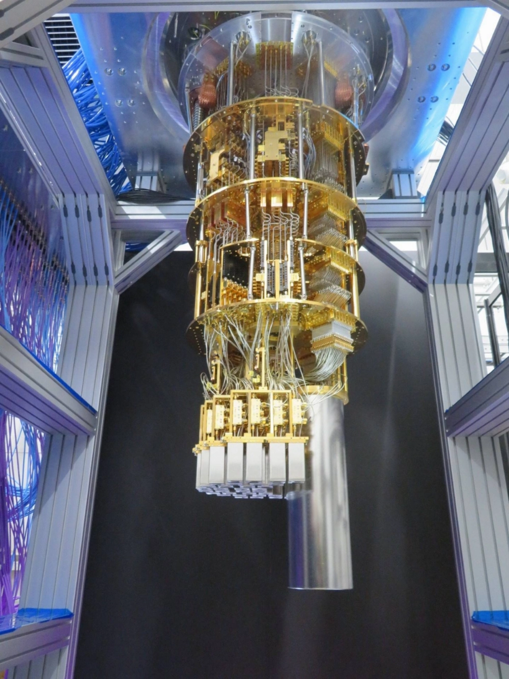 A quantum computer developed by Fujitsu and Riken shown on Tuesday in Wako, Saitama Prefecture A quantum computer developed by Fujitsu and Riken shown on Tuesday in Wako, Saitama Prefecture