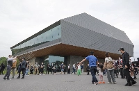 The remains of three Ainu indigenous people kept at the University of Edinburgh will be returned to Japan and placed at the National Ainu Museum and Park in Shiraoi, Hokkaido. | Jiji