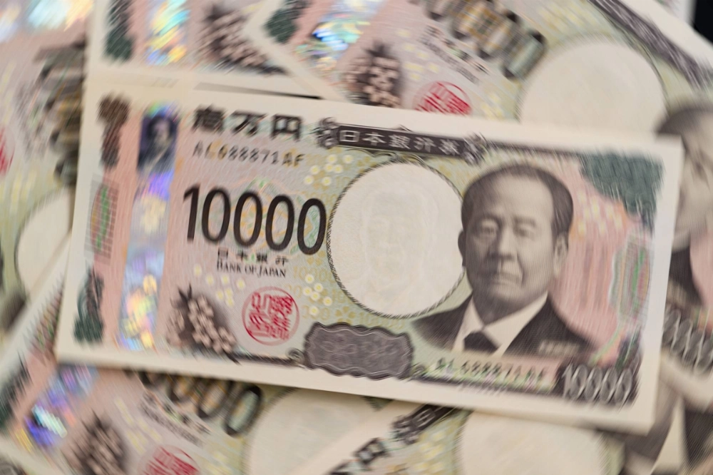 The yen slumped more than 2% on Monday alone, nearing ¥150 to the dollar, after the U.S. and China temporarily lowered tariffs, triggering a reversal of bearish dollar bets. The yen slumped more than 2% on Monday alone, nearing ¥150 to the dollar, after the U.S. and China temporarily lowered tariffs, triggering a reversal of bearish dollar bets.
