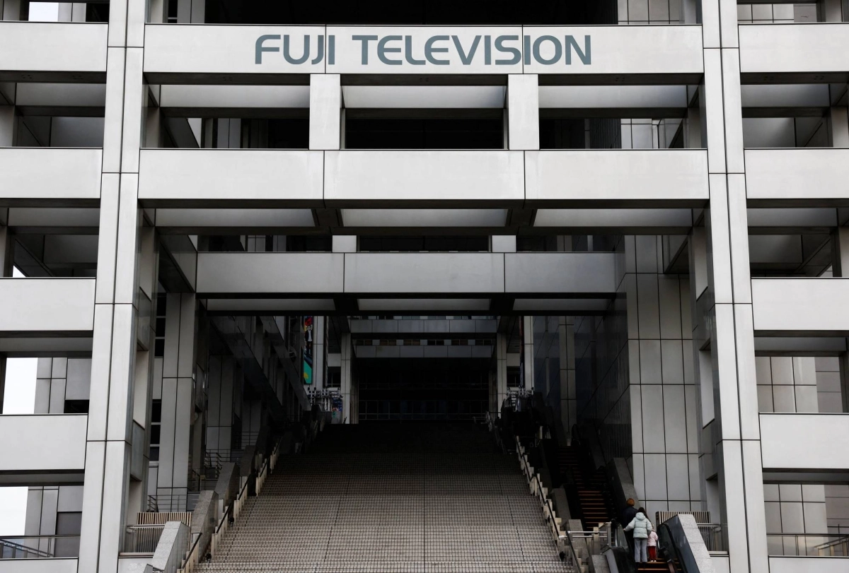 Fuji Media Holdings Slashing Forecast Amid Pony Canyon Overhaul screenshot