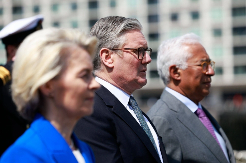 Ursula von der Leyen (left), president of the European Commission, British Prime Minister Keir Starmer (center) and Antonio Costa, president of the European Council, visit the HMS Sutherland frigate as part of the U.K.-EU summit in London on Monday. Ursula von der Leyen (left), president of the European Commission, British Prime Minister Keir Starmer (center) and Antonio Costa, president of the European Council, visit the HMS Sutherland frigate as part of the U.K.-EU summit in London on Monday.