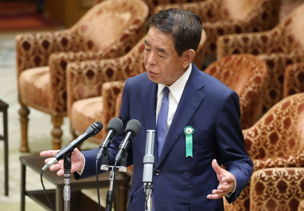 Hakubun Shimomura speaks as a witness at a meeting of the Budget Committee of the House of Representatives on Tuesday. Hakubun Shimomura speaks as a witness at a meeting of the Budget Committee of the House of Representatives on Tuesday.