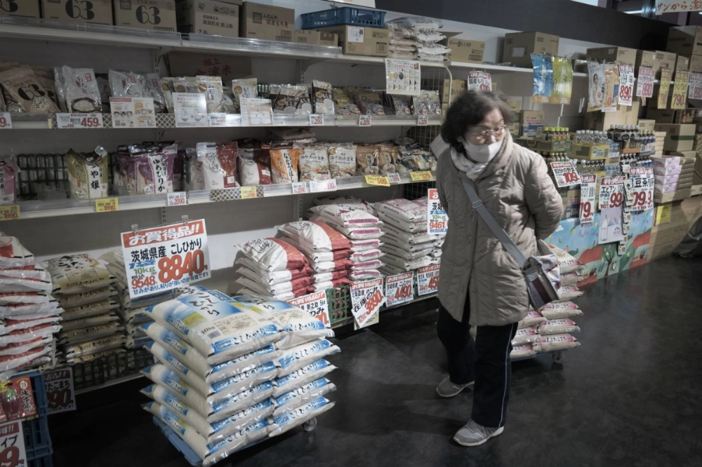 Prices of more than 1,900 food items, including precooked rice products, will be raised next month, three times the year-before level, according to research company Teikoku Databank. Prices of more than 1,900 food items, including precooked rice products, will be raised next month, three times the year-before level, according to research company Teikoku Databank.