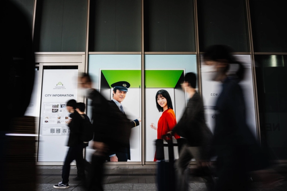 After the asset-price bubble crash of the early 1990s, employment at a Japanese company was no longer necessarily for life. As a result, a new generation is less willing to endure a toxic work culture —life’s too short, after all. After the asset-price bubble crash of the early 1990s, employment at a Japanese company was no longer necessarily for life. As a result, a new generation is less willing to endure a toxic work culture —life’s too short, after all.