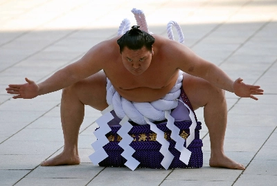 Then-<i>yokozuna</i> Hakuho performs the New Year's ring-entering rite in 2018. The Japan Sumo Association has accepted his resignation and he will officially leave the association on June 9. Then-<i>yokozuna</i> Hakuho performs the New Year's ring-entering rite in 2018. The Japan Sumo Association has accepted his resignation and he will officially leave the association on June 9.