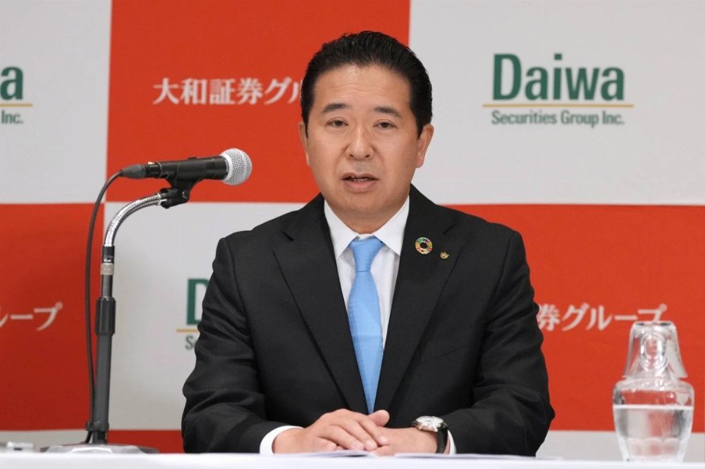 Daiwa Securities CEO Akihiko Ogino says mergers and acquisition deals are harder to come by this year due to uncertainties over U.S. President Donald Trump's trade policy. Daiwa Securities CEO Akihiko Ogino says mergers and acquisition deals are harder to come by this year due to uncertainties over U.S. President Donald Trump's trade policy.