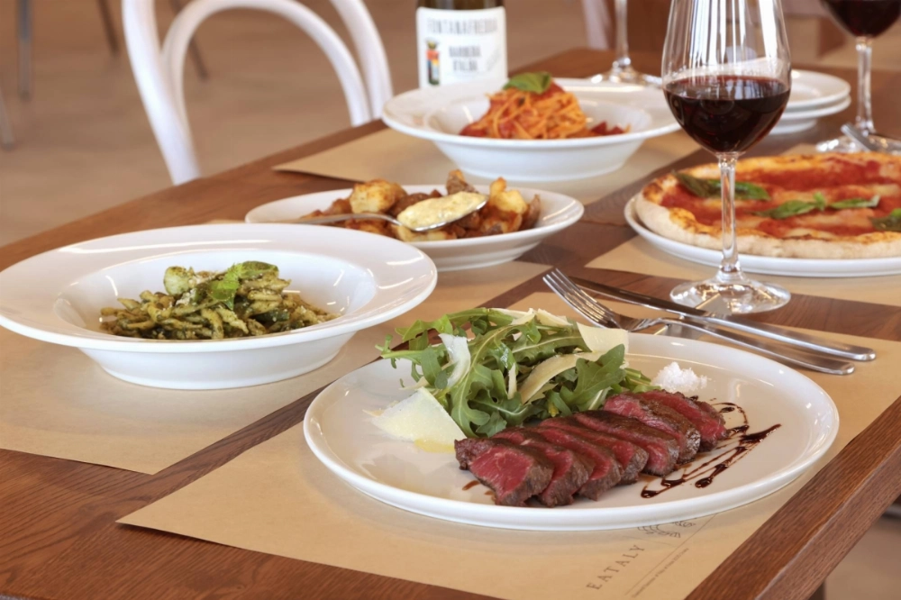 At the 2025 Osaka Expo, the Italian pavilion has a weekly rotating menu of regional dishes curated by Italian retail and dining chain Eataly. At the 2025 Osaka Expo, the Italian pavilion has a weekly rotating menu of regional dishes curated by Italian retail and dining chain Eataly.